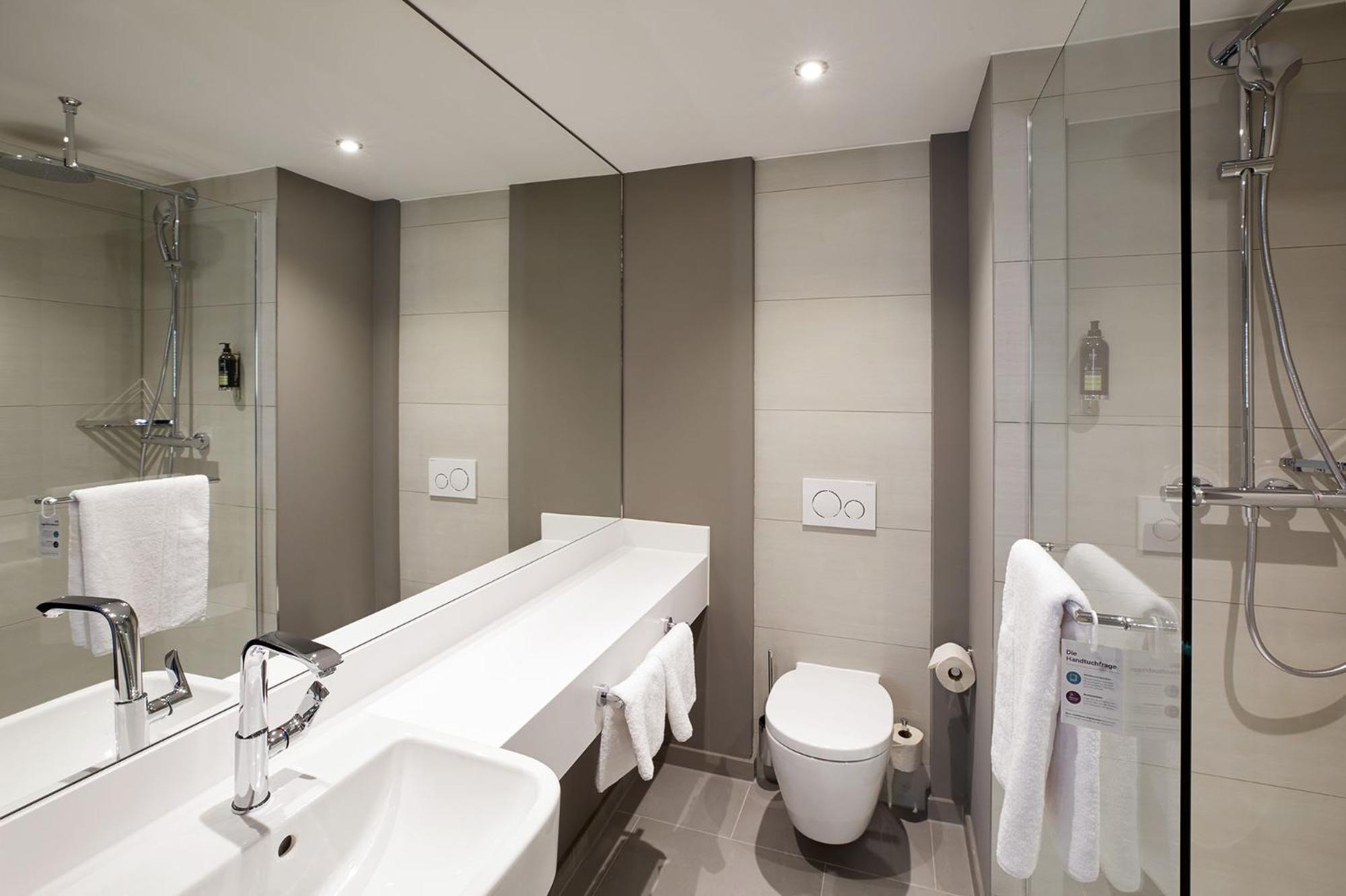 Premier Inn Hamburg City Zentrum Extérieur photo